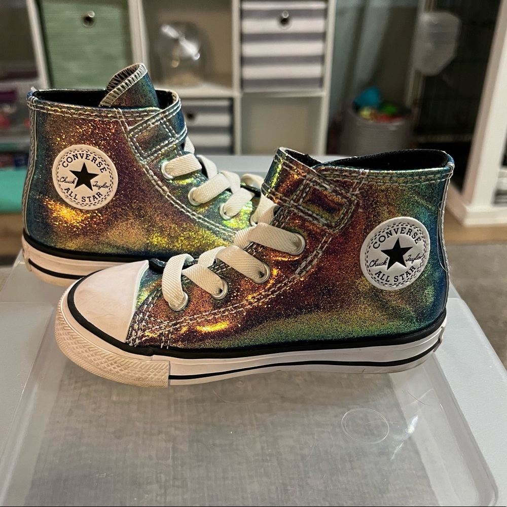 Converse all star toddler size 8